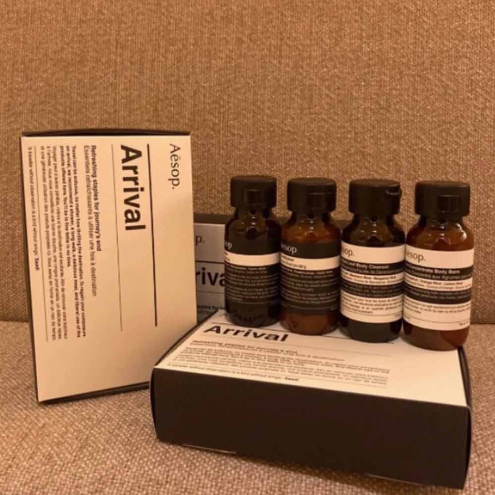 PIN品·Aesop Travel Kit แชมพู ครีมนวดผม Body Wash & Balm เครื่องประดับผม
