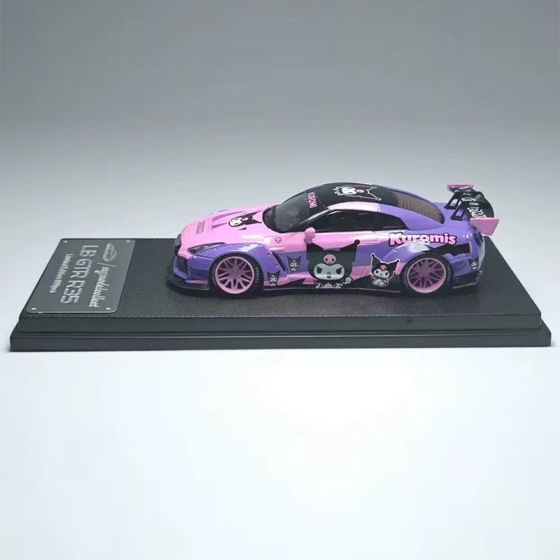 MC 1: 64 Nissan Nissan GTR R35 1.5V Kuromi Kuromi เคลือบรถรุ่นจัดส่ง 88 การ์ตูน
