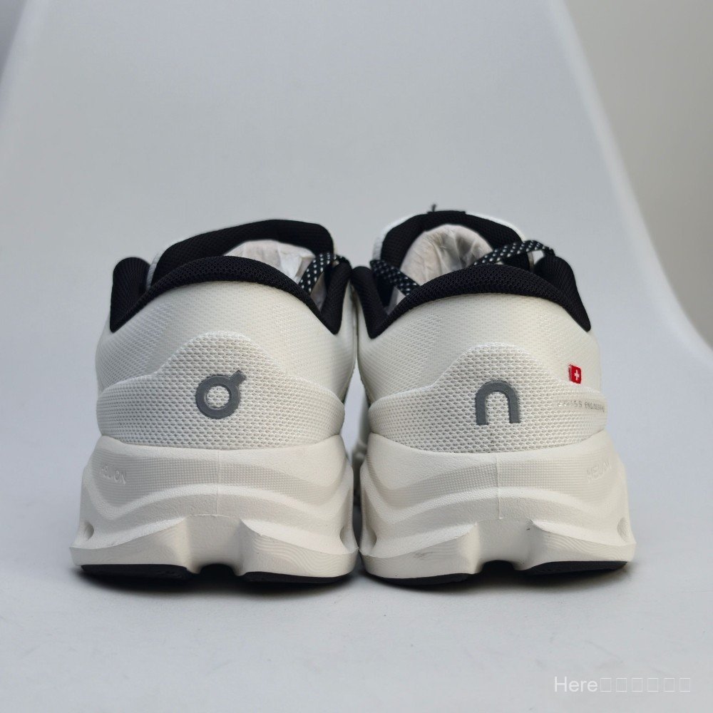 On Running On Cloud X5 รองเท้าวิ่งสําหรับผู้ชายและผู้หญิงรองเท้าผ้าใบ Unisex ตาข่ายคู่น้ําหนักเบาและ