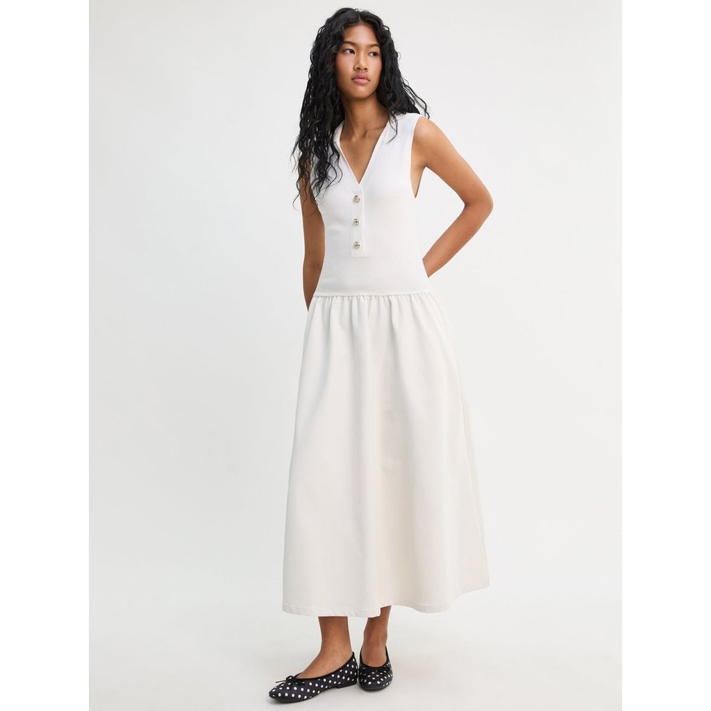 [Pomelo] เดรสยาวโปโลแขนกุด / Sleeveless Knit Polo Midi Dress