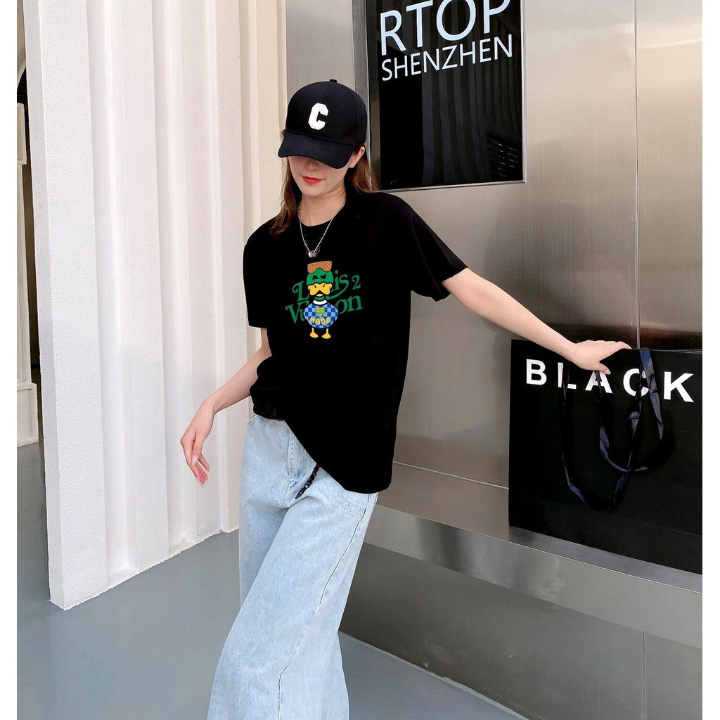 Louis Vuitton/LV Louis Vuitton 2026 คลาสสิกรอบคอแขนสั้นเสื้อยืดผู้ชายผู้หญิงญี่ปุ่นฤดูใบไม้ร่วงเสื้อ
