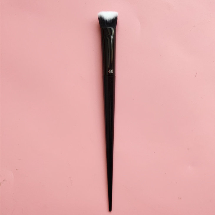 แปรงรองพื้น แปรงแต่งหน้า KVD40 # แปรงคอนซีลเลอร์3มิติสองด้านแปรงรองพื้นขนาดเล็กปกปิดรอยคล้ำเส้นใยขน
