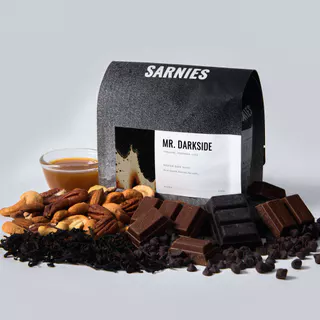 มิสเตอร์ดาร์คไซด์เบลนด์ Sarnies Coffee Mr. Darkside Blend | Dark Roast | Burnt Caramel, Black Tea, Low Acidity