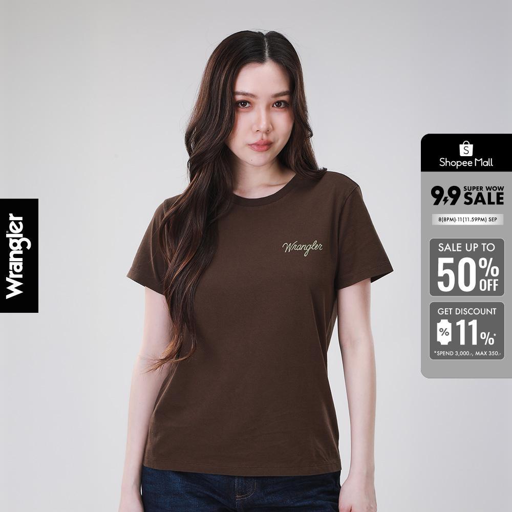 WRANGLER เสื้อยืดแขนสั้นผู้หญิง คอลเลคชั่น Wrangler Legends รุ่น WR S226WTSSN12 สีน้ำตาล
