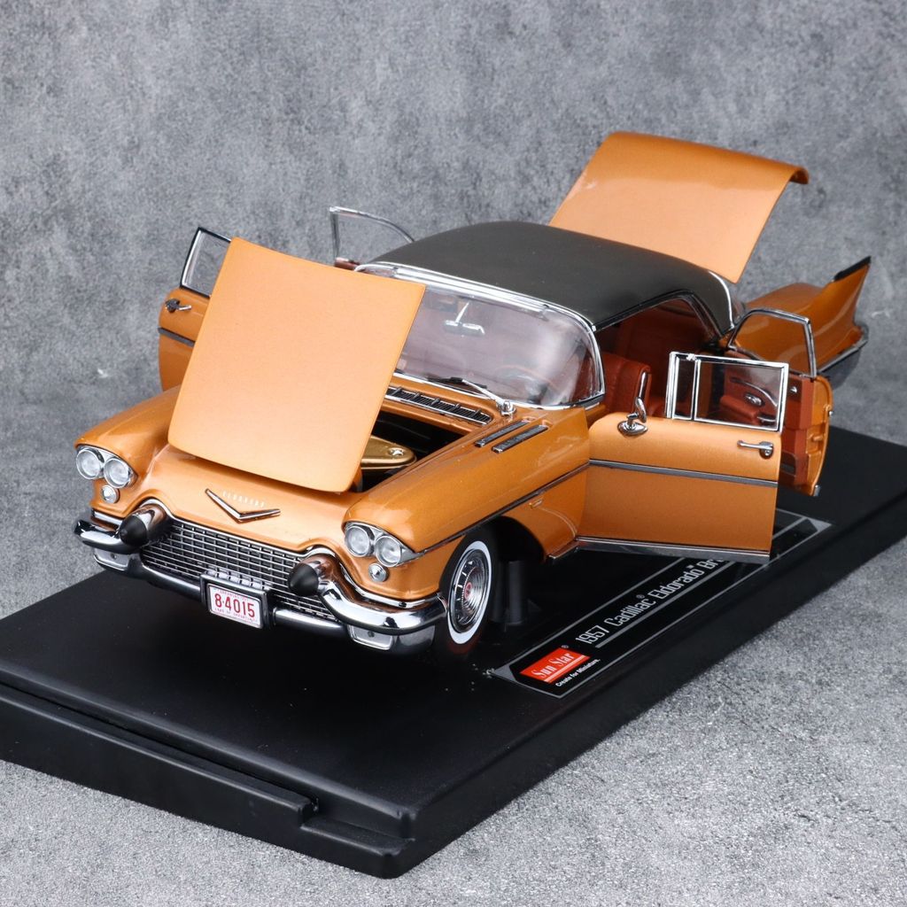 [กําพร้าข้อเสนอพิเศษ] Sun Star 1: 18 Orange Cadillac Eldorado Alloy Model