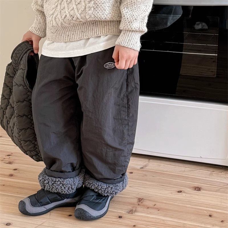 กางเกงกันหนาวสำหรับเด็ก ออกแบบใหม่ มาพร้อมซับในขนแกะหนามาก สวมใส่สบาย เหมาะกับอากาศหนาวทั้งชายและหญิง