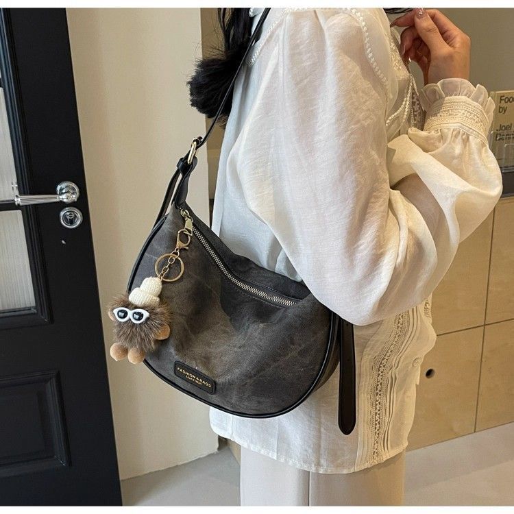 New Niche Messenger Bag All-Match Small Bag Casual Dumpling Bag Saddle Bag New Niche Messenger Bag A