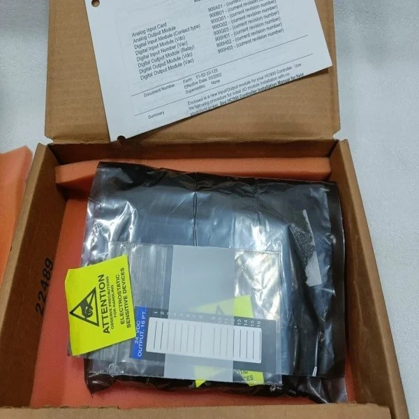จัดส่งเฉพาะจุด A สินค้าต้นฉบับใหม่เอี่ยม 1 ชิ้น Hc900 Controller 900h020001 พีแอลซี