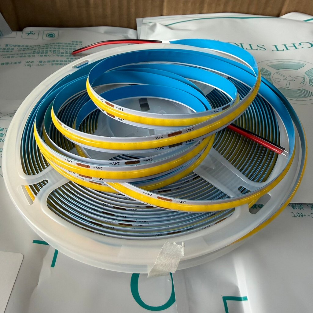 1 ม้วน 10 เมตร ราคา!ยี่ห้อใหม่ 24V Low Voltage COB Light Strip led Strip Self-Adhesive Highlight เพด