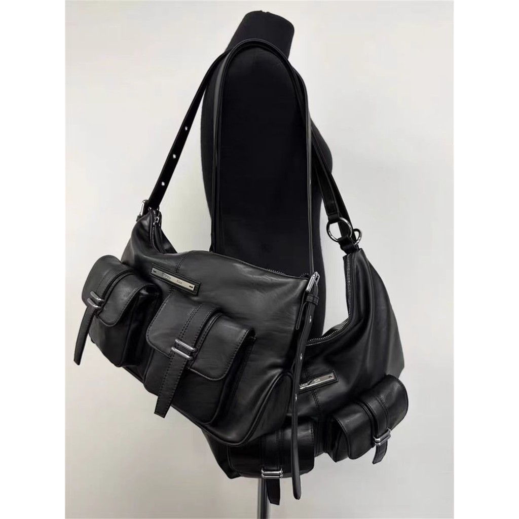 กระเป๋าหัวรถจักรกระเป๋าคู่เกาหลี Matin Kim Street