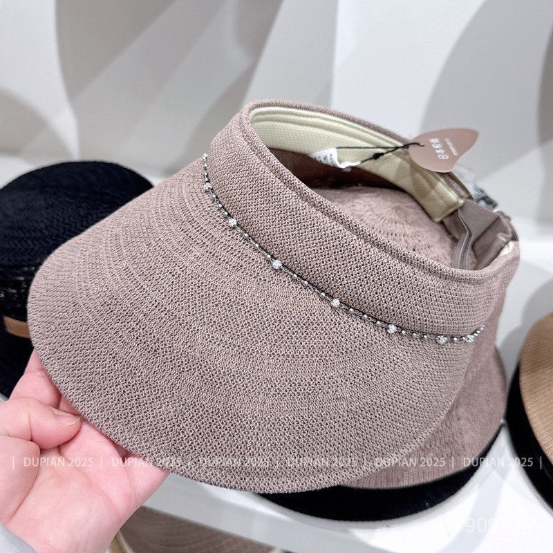 หมวกสไตล์ญี่ปุ่น ออกแบบเรียบง่ายสำหรับผู้หญิง พร้อมสายคล้องคอด้วยลูกปัดโซ่ เหมาะสำหรับสวมใส่ในฤดูร้อ