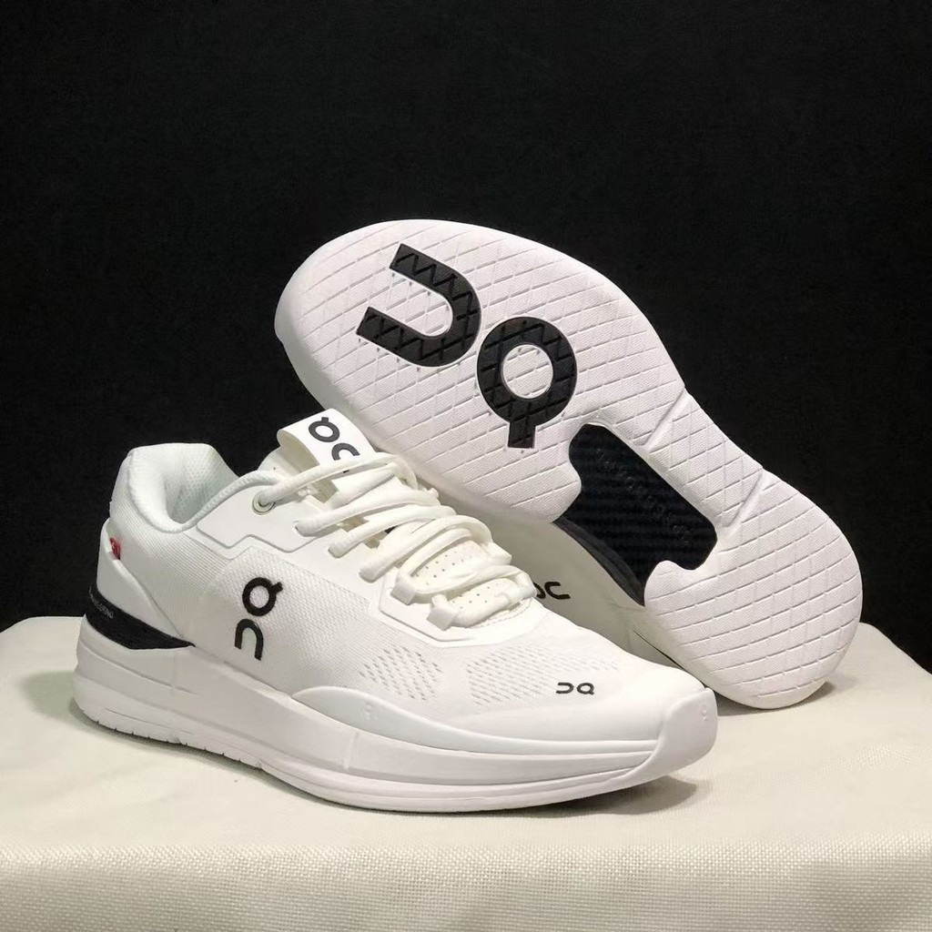 รองเท้า Nike Air Max White Classic รุ่น J8N4 ULBC