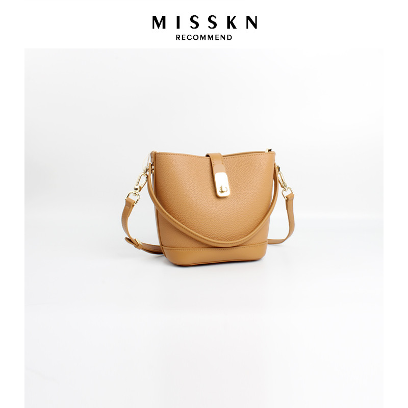 กระเป๋าถือ Liya หนังวัวเนื้อนิ่ม สไตล์คูลและทันสมัยสำหรับใช้งานประจำวัน