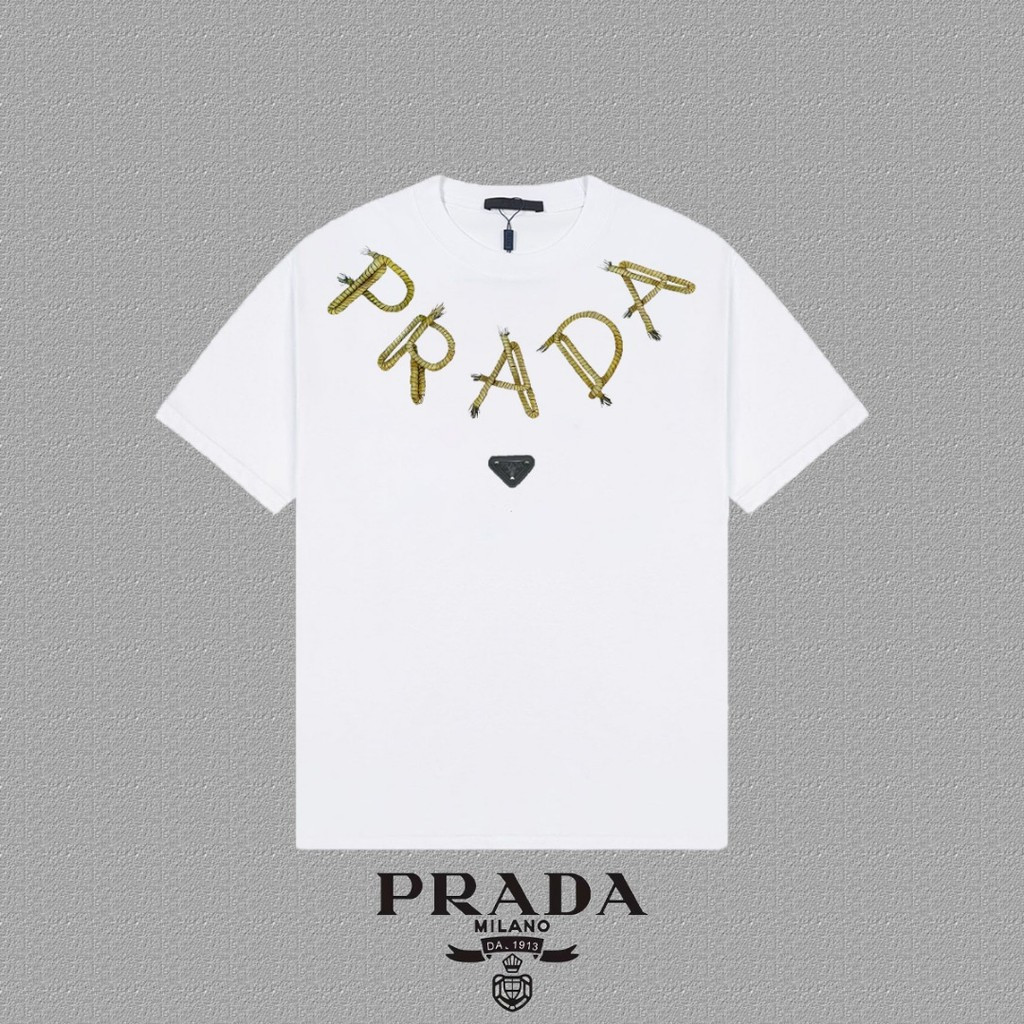 Prada/Prada 2026 คลาสสิกรอบคอแขนสั้นเสื้อยืดผู้ชายผู้หญิงโลโก้พิมพ์ธุรกิจตัวอักษรแฟชั่นอินเทรนด์รอบค