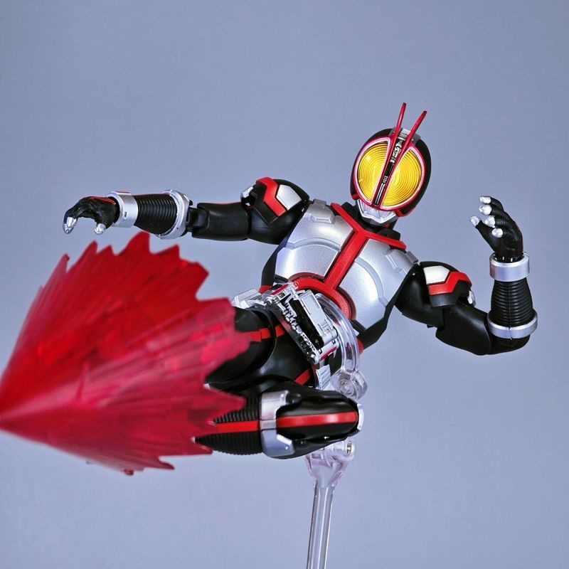 ชุดที่สองพร้อมของขวัญพิเศษ Shark Essence รุ่น SY-05KO555f Kamen Rider aiz1/12 รุ่นเคลื่อนย้ายได้