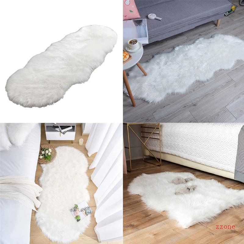 Zzz คลาสสิก Plushie พรมอเนกประสงค์ออกแบบสําหรับห้องนั่งเล่น Space ชั้นตกแต่ง