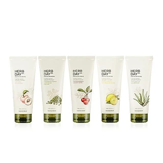 THE FACE SHOP HERB DAY 365 MASTER BLENDING FACIAL FOAMING CLEANSER ALOE & GREEN TEA