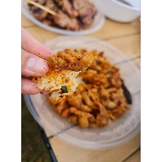 ครึ่งโล น้ำพริก หนังไก่กรอบ ฮาลาล HUDA รับประกันความกรอบ เเซ่บซี๊ด สูตรเฉพาะทางร้าน รสต้มยำสมุนไพร ทำสดใหม่ทุกวัน ฮาลา