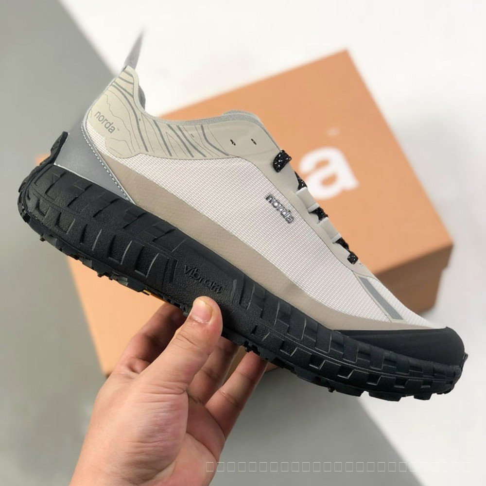 NORDA 001 รองเท้าวิ่งข้ามประเทศ Unisex น้ําหนักเบา ทนต่อการสึกหรอ กันลื่น กันน้ํา สีเทา 4NX0 BUHU.