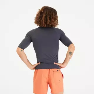 Decathlon Men’S Short Sleeve UV-Protection T-Shirt - 100 เสื้อโต้คลื่นแขนสั้นป้องกันยูวีสำหรับผู้ชาย รุ่น 100 - Black