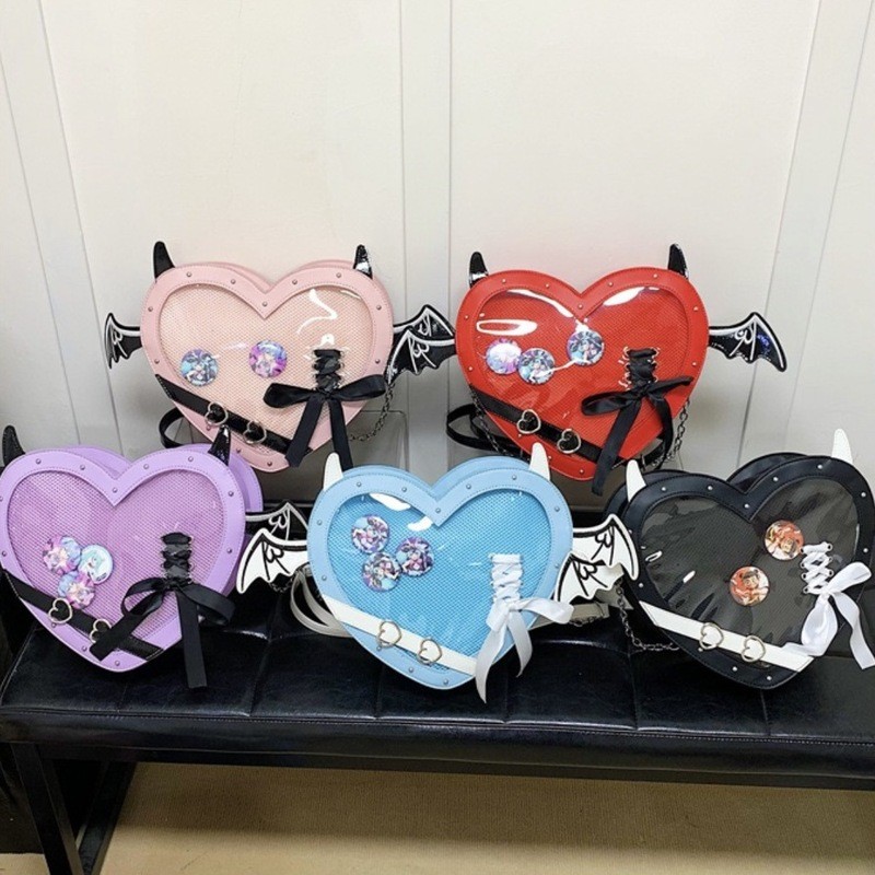 คลังสินค้าพร้อมขนมญี่ปุ่น Love Heart Pain Bag Y2k Style Two-Dimensional Messenger Bag Girl Shoulder 