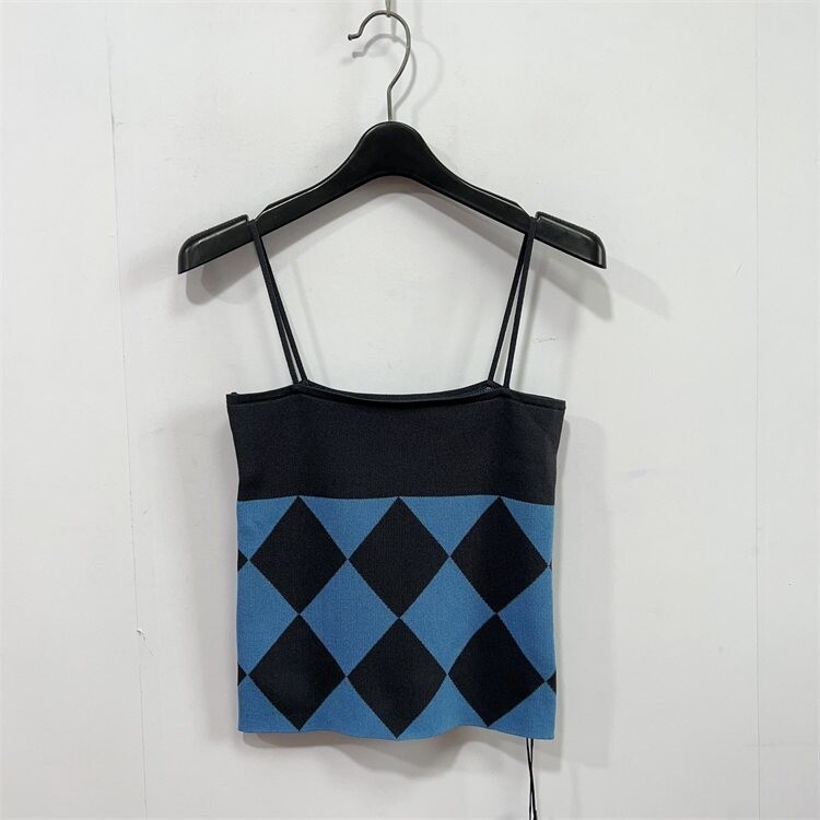 F Size [VN] เสื้อกั๊กถักแฟชั่นสตรีสุดเก๋ 67-A-100 24BR202