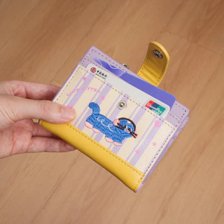 กระเป๋าสตางค์หนังพิมพ์การ์ตูนน่ารักสำหรับผู้หญิง สามารถใส่บัตรได้หลายใบและใช้เก็บเหรียญเงินสดได้อย่างสะดวก