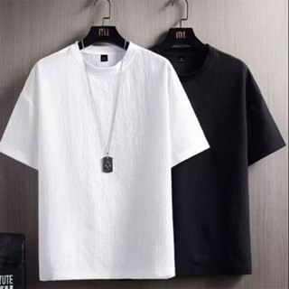 เสื้อยืดผู้ชายทรงคลาย สีทึบเรียบง่าย จากซุยโคเนะ เหมาะสำหรับ…