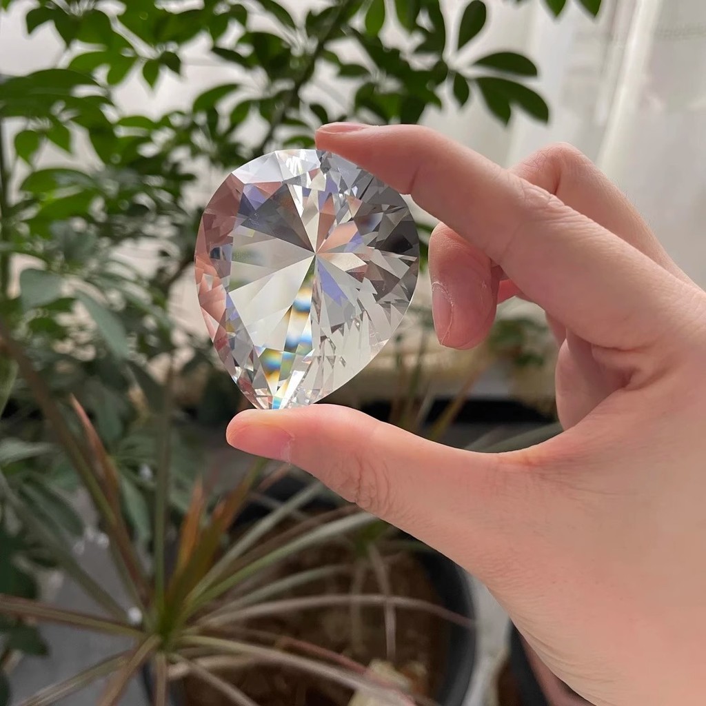 การสร้างครั้งเดียว Delta African Heart k9 Crystal Glass Leveling Pujiang