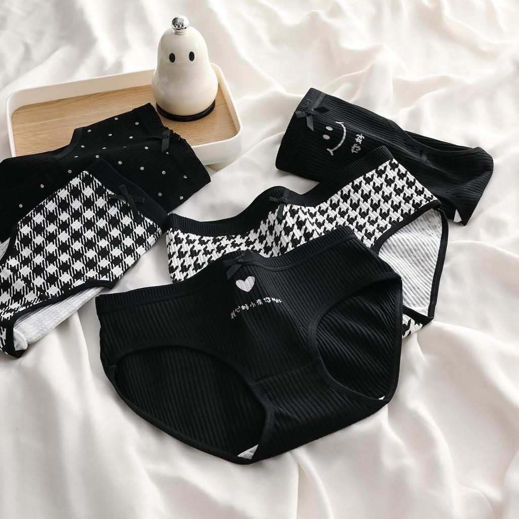 กางเกงใน แฟชั่นสตรี 🌸เซ็ต 5/10 ชิ้น🌸  ดีไซน์เกาหลี ผ้านุ่มใส่สบาย ระบายอากาศได้ดี ไม่อึดอัด ไม่อับชื้น ขนาด  Size M-XL