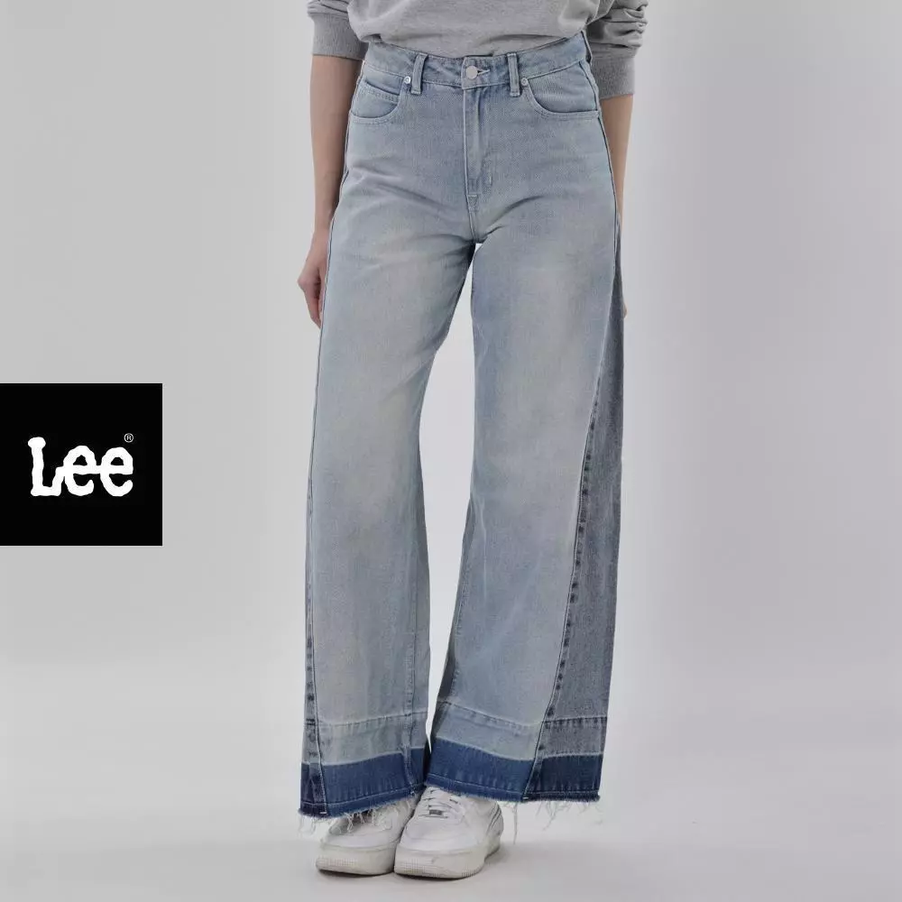 LEE กางเกงยีนส์ผู้หญิง คอลเลคชั่น Denim Obsession เอวสูง ทรงขากว้าง รุ่น LE F425WWIDN24 สียีนส์อ่อน
