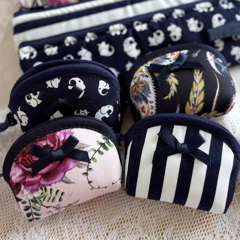 T Thailand Bangkok naraya Cute Headphone Bag Jewelry Bag Small Coin Purse Coin Bag