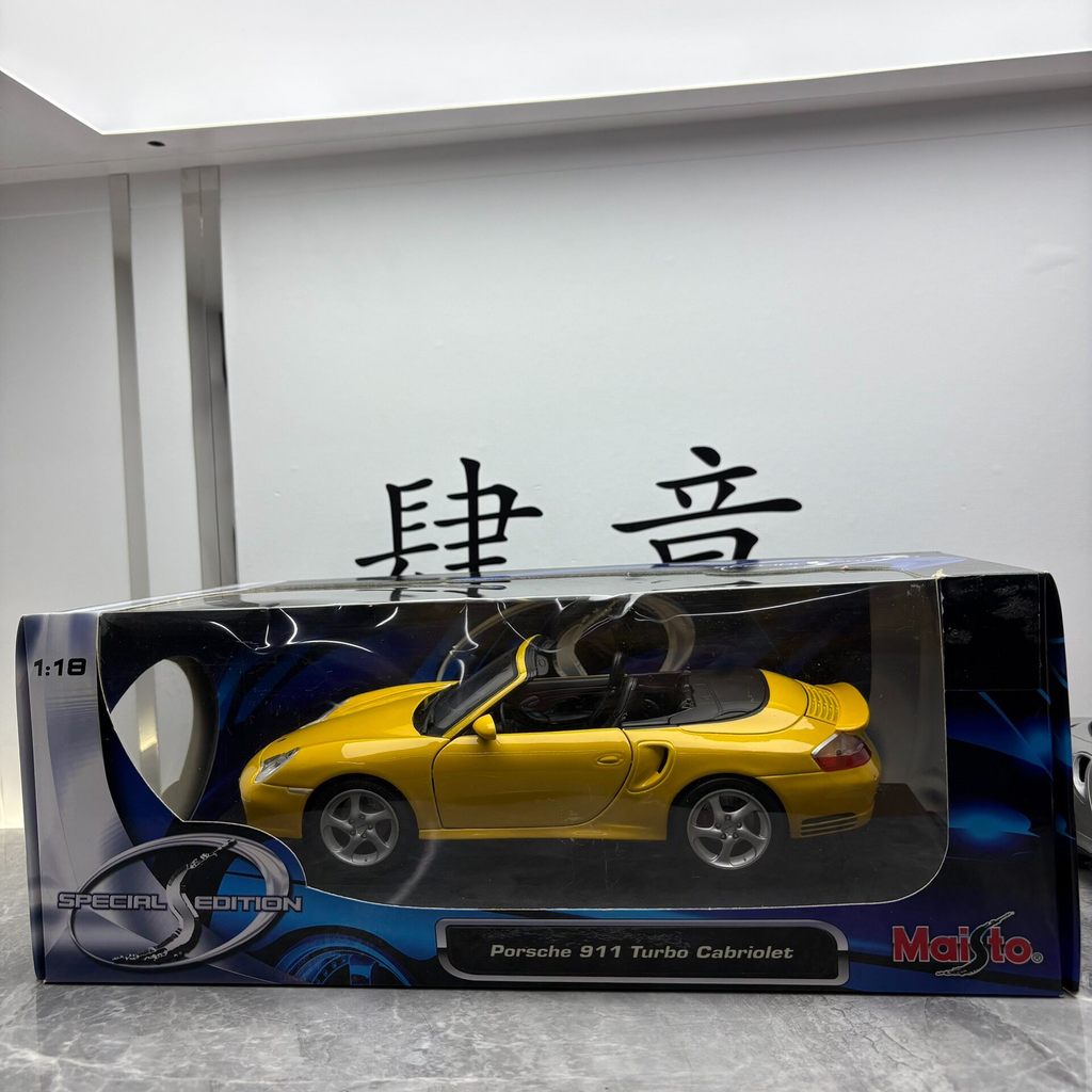 Tursyw Thailand Production Maisto 1: 18 Porsche 911 Tursyw