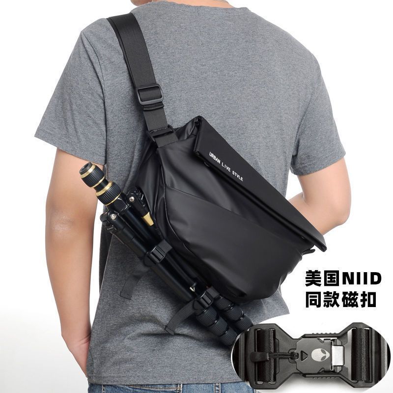 NIID R1 Messenger กระเป๋าสไตล์เดียวกันกระเป๋าหน้าอกกระเป๋าคาดเอวแฟชั่นสุดฮอตหัวเข็มขัดแม่เหล็กกระเป๋
