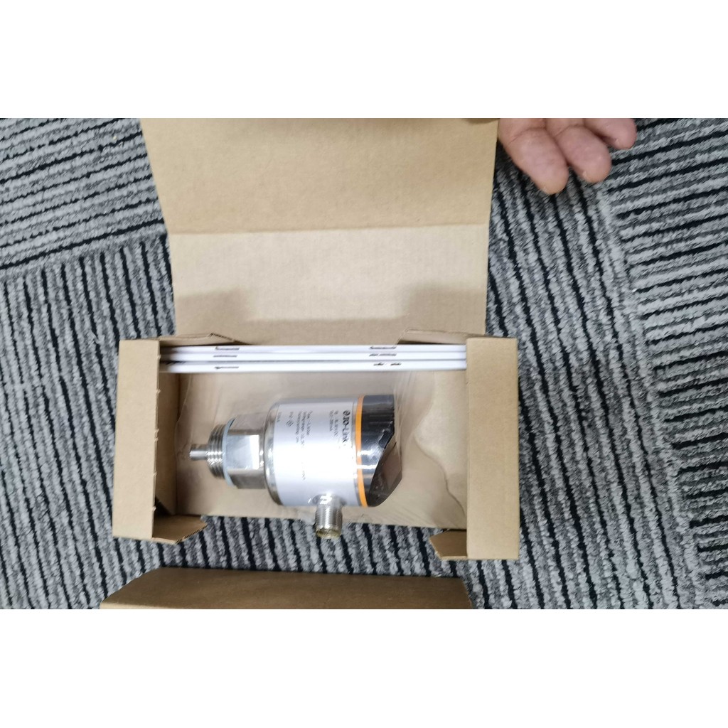 ปลอมหนึ่งโทษสิบ IFM LR7000 LR3000 LR8000 LR2750 LR9020 เซ็นเซอร์ระดับของเหลวพร้อมสต็อก