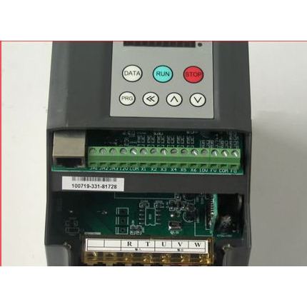 เครื่องแกะสลักอินเวอร์เตอร์ Microwatt 1.5 เฉพาะอินเวอร์เตอร์ Microwatt 1.5 HL3000-2015-T อินเวอร์เตอ