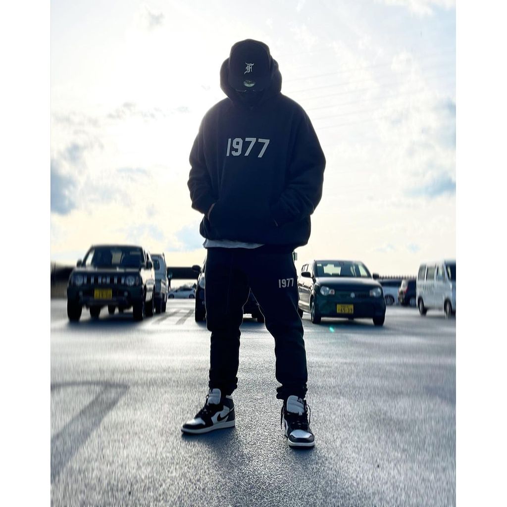 เสื้อฮู้ดFear of God FOG Essentials 1977 พิมพ์ลายดอกไม้