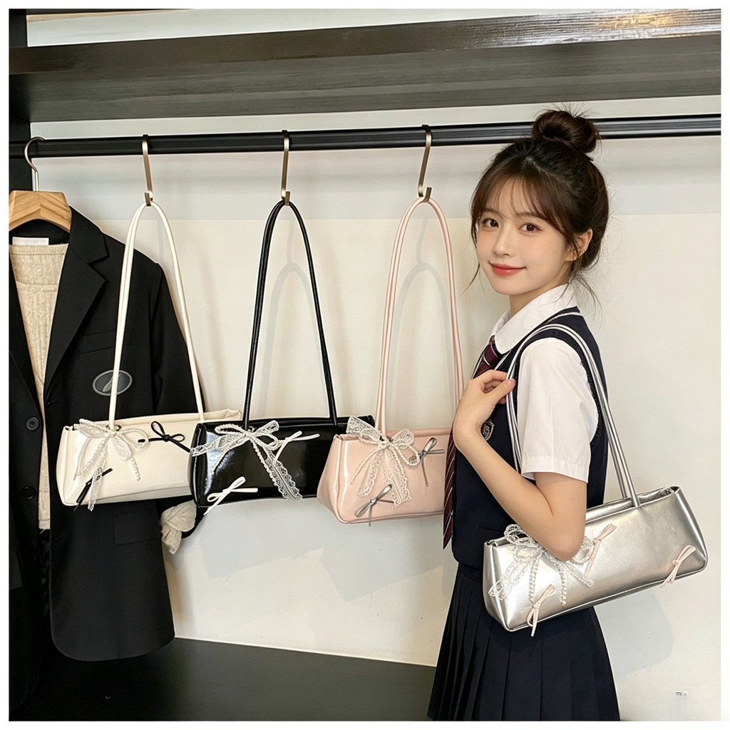 shiny: กระเป๋าสะพายไหล่ใต้วงแขนลายโบว์ลูกไม้สไตล์สาวหวาน มีลวดลายและสไตล์ให้เลือกมากมาย จับคู่ได้กับทุกการแต่งตัว AP678
