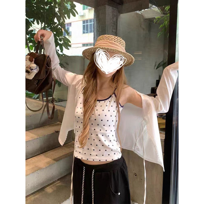 <Moss Queen> เสื้อชั้นในสตรีพิมพ์ลายดาวทรงเข้ารูปและจับจีบเหมาะสําหรับเลเยอร์ทับเสื้อครอป