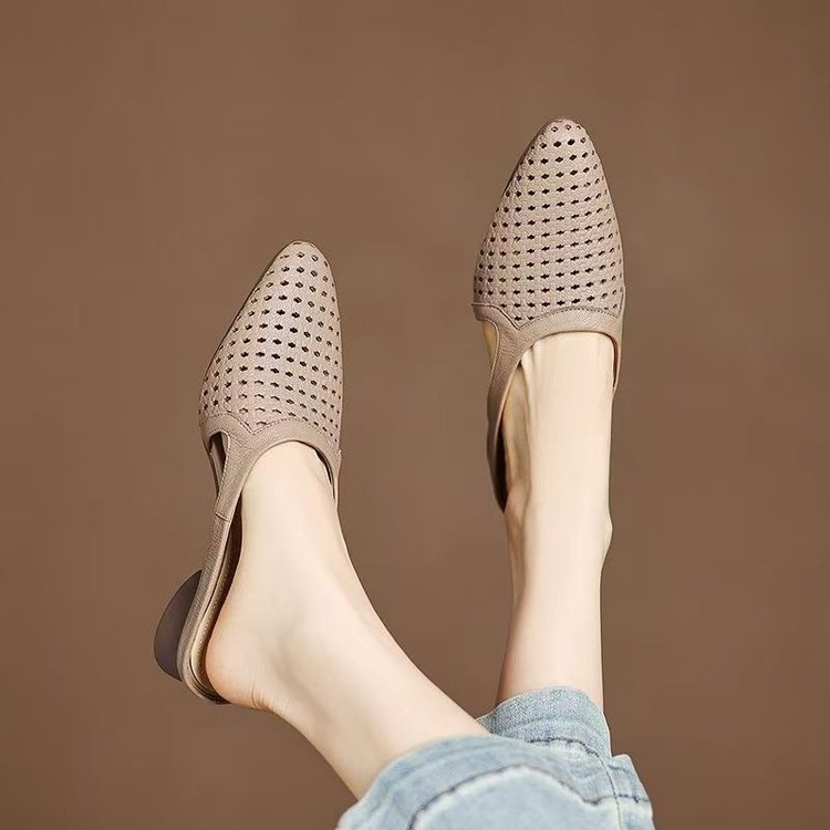 รองเท้าแตะ PU Flat Heel Baotou Rubber Low Heel (เล็กกว่า 3 ซม.)