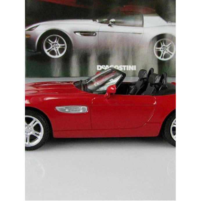 1/43 รถโลหะผสม BMW Z8 2000 BMW Z8 เปิดประทุนรถสปอร์ตคลาสสิกโมเดลเครื่องประดับ