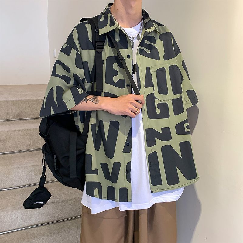 港风短袖衬衫男慵懒风痞帅设计感夏季防晒外套五分袖满印衬衣Hong Kong-style short-sleeved shirt men's lazy style handsome design sen