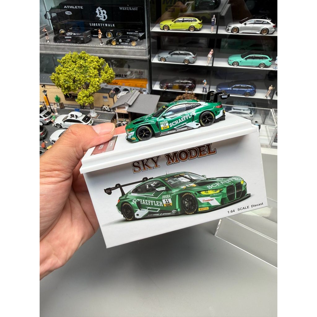 SKY MODEL 1: 64 Alloy BMW M4GT3 Cyclops