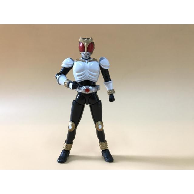 Bandai SAGA Kamen Rider kuuga kuuga รูปแบบทารกแรกเกิดแกะสลักกระดูกจริง SHF