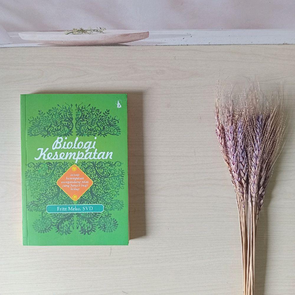 ชีววิทยาของ Provisions - Fritz Meko