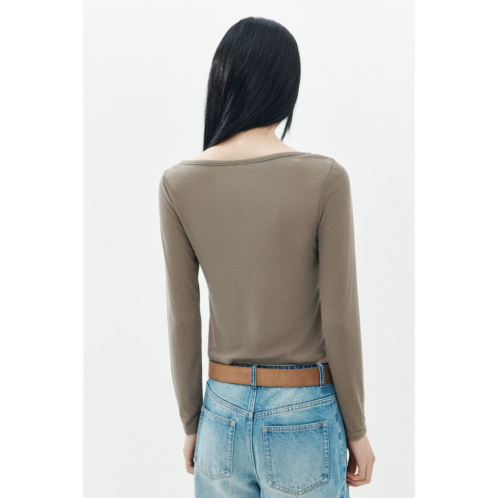 H&M بلوزة نسائية محبوكة بأزرار — صورة 2