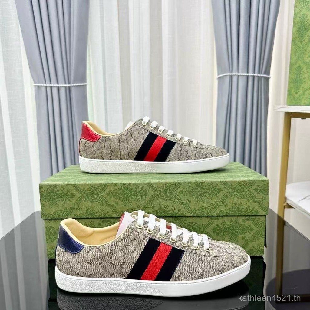 2025 ปัก Little Bee รองเท้าผ้าใบ Breathable พิมพ์ All-Match ผู้ชายผู้หญิงสไตล์เดียวกันคู่ Casual แฟช