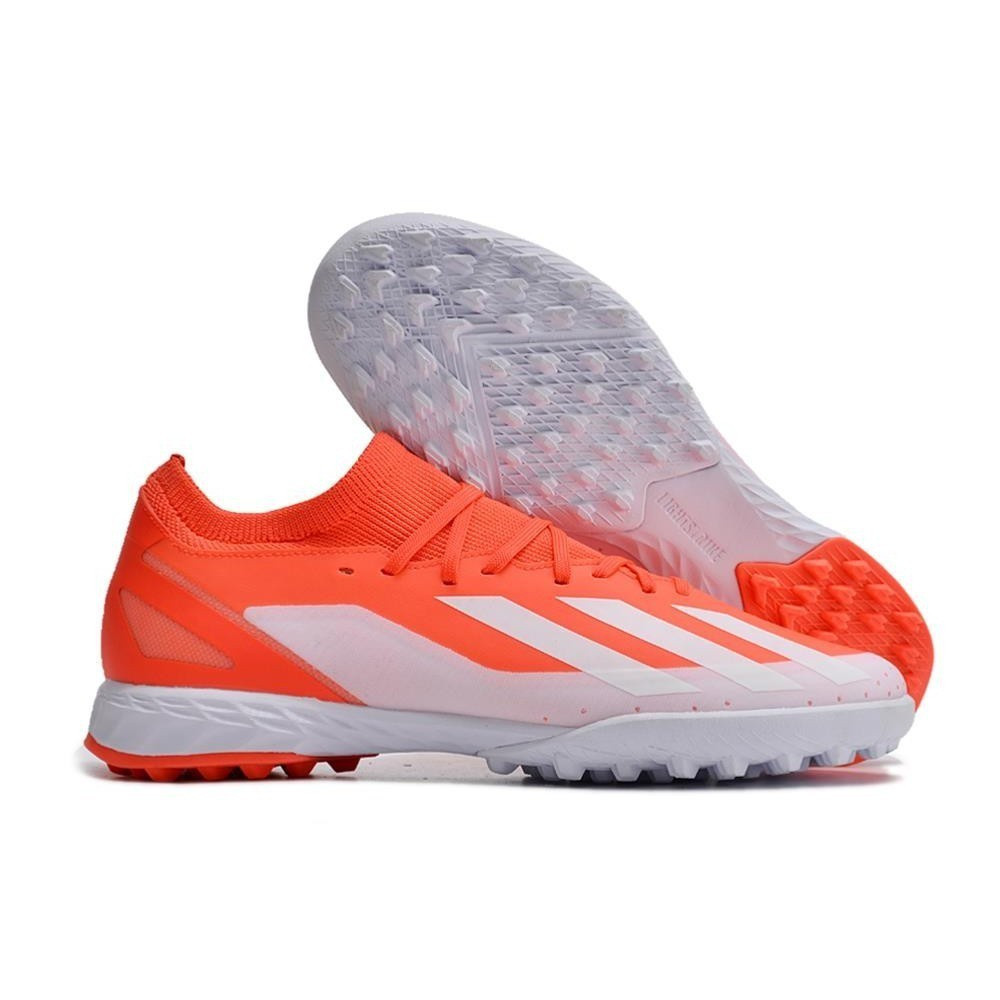 รองเท้าฟุตบอลโฆษณา Eur39-45 สีแดง