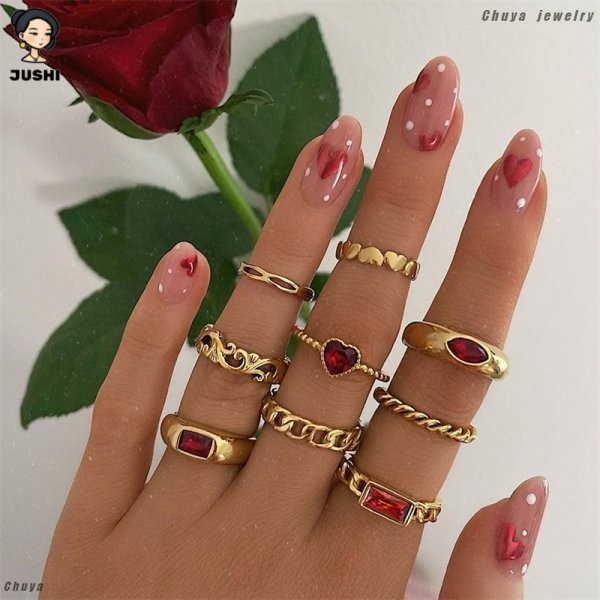 ชุดแหวนเรขาคณิต Vintage 9PC แบบซ้อนได้ พร้อมดีไซน์หัวใจจากเปลือกไข่มุก สวยงามสำหรับผู้หญิงในสไตล์ Y2K
