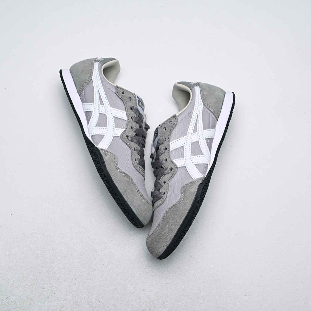 24RM Onitsuka Tiger รองเท้าผ้าใบ SERANO รองเท้าลําลองผู้ชายผู้หญิงรองเท้า